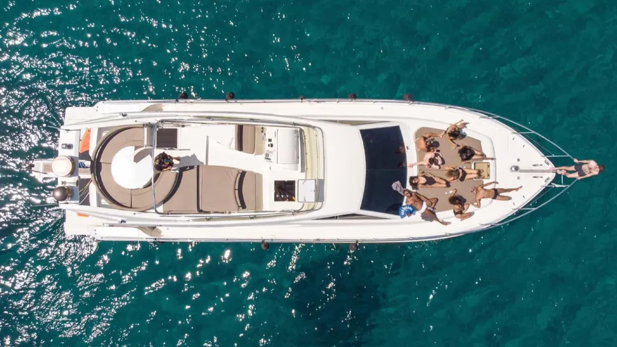 Private Yacht Excursion