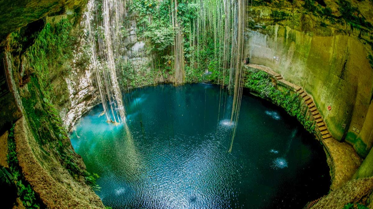 Cenotes in Tulum